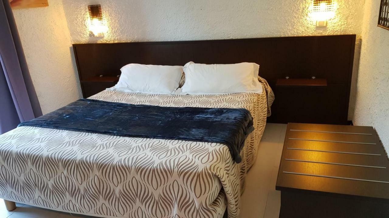 Отель Le Marina Porto  Экстерьер фото